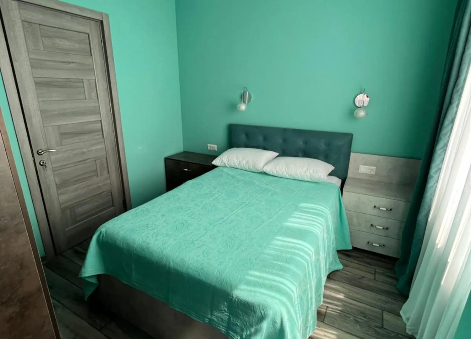 Modern 2Br Flat With Balcony Apartment Tbilisi 0*,