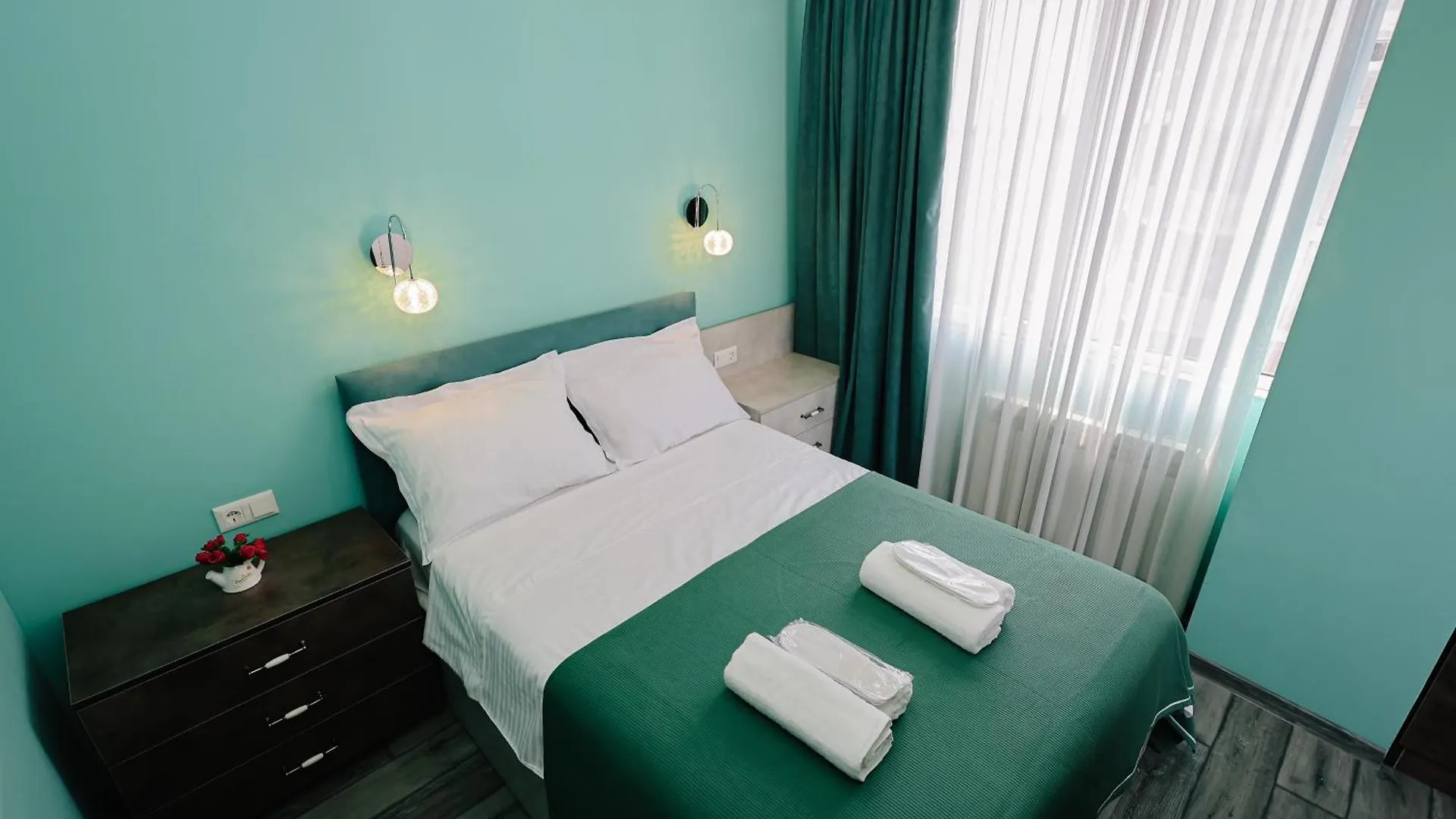 Modern 2Br Flat With Balcony Apartment Tbilisi